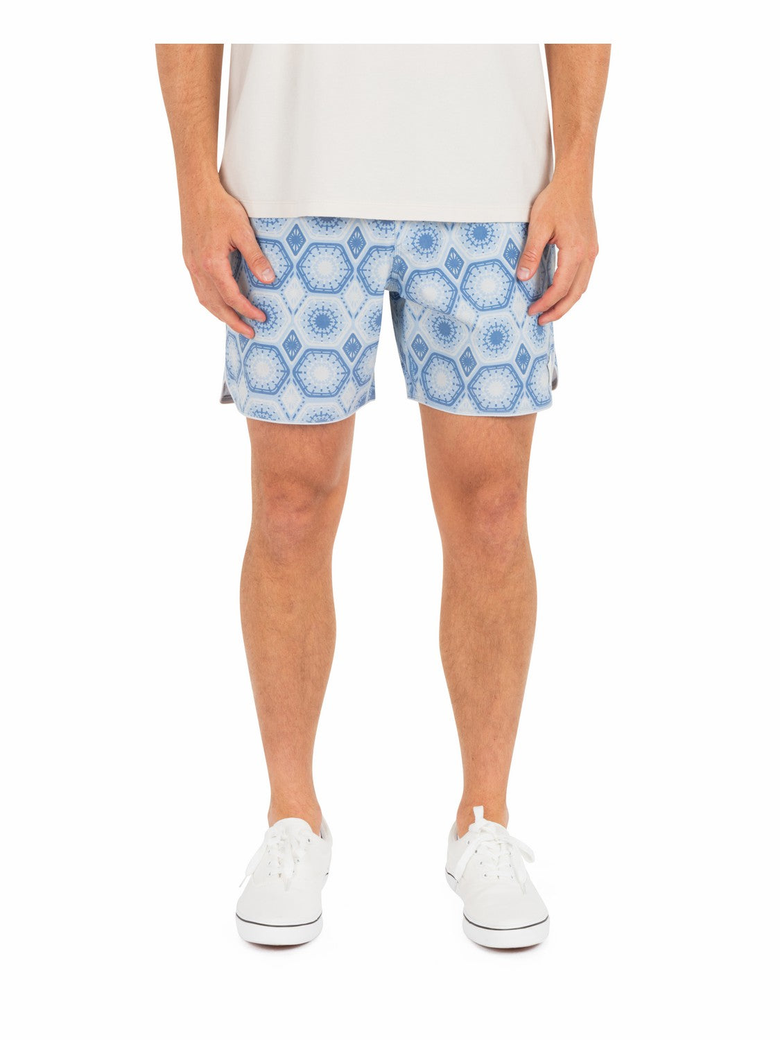 Hurley Phantom Naturals Scallop Volley 17"