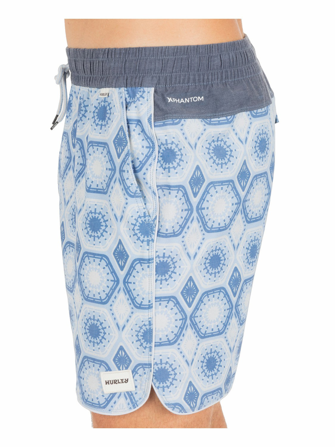 Hurley Phantom Naturals Scallop Volley 17"